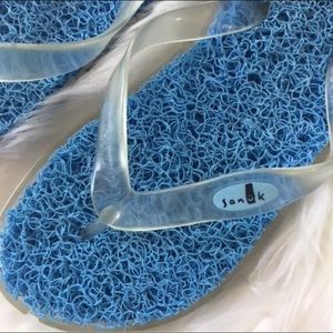 sanuk grass flip flops